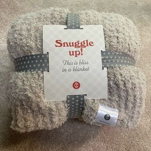 Soft Cozy Comfort Throw/Blanket